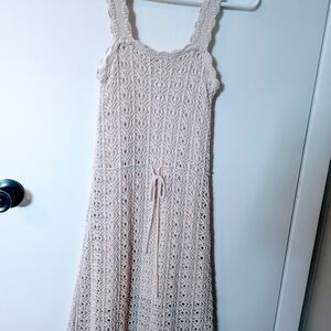 Jessica Simpson Midi Dress in Cream with Elegant Silhouette